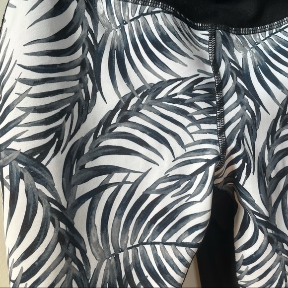 Xersion compact active leggings - Picture 3 of 4